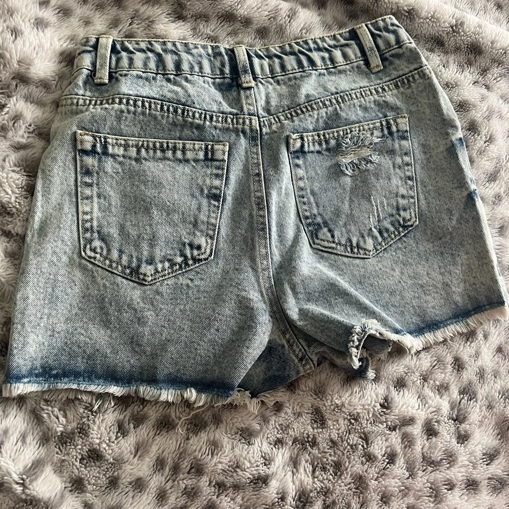 Never worn - Picture 2 of 4